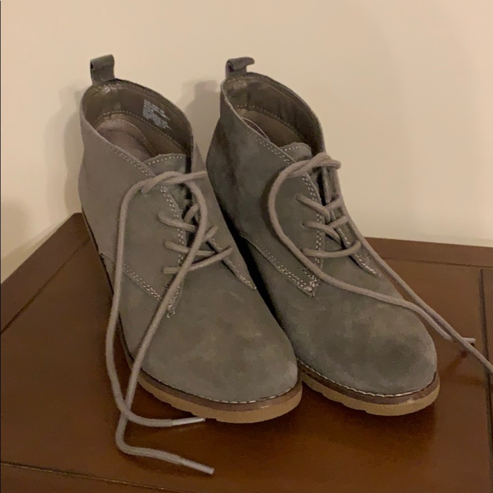 White Mountain Booties